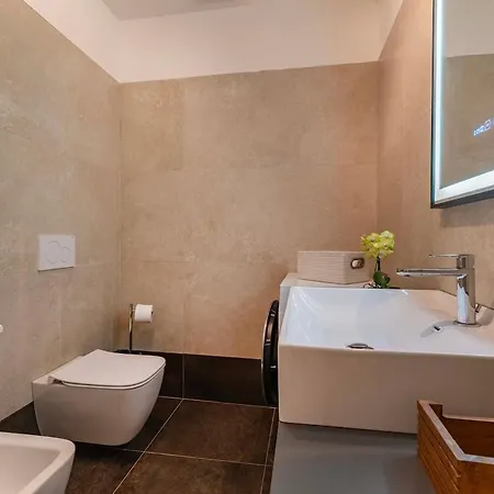 Castello Cozy Flat Near Biennale Apartment Venedig